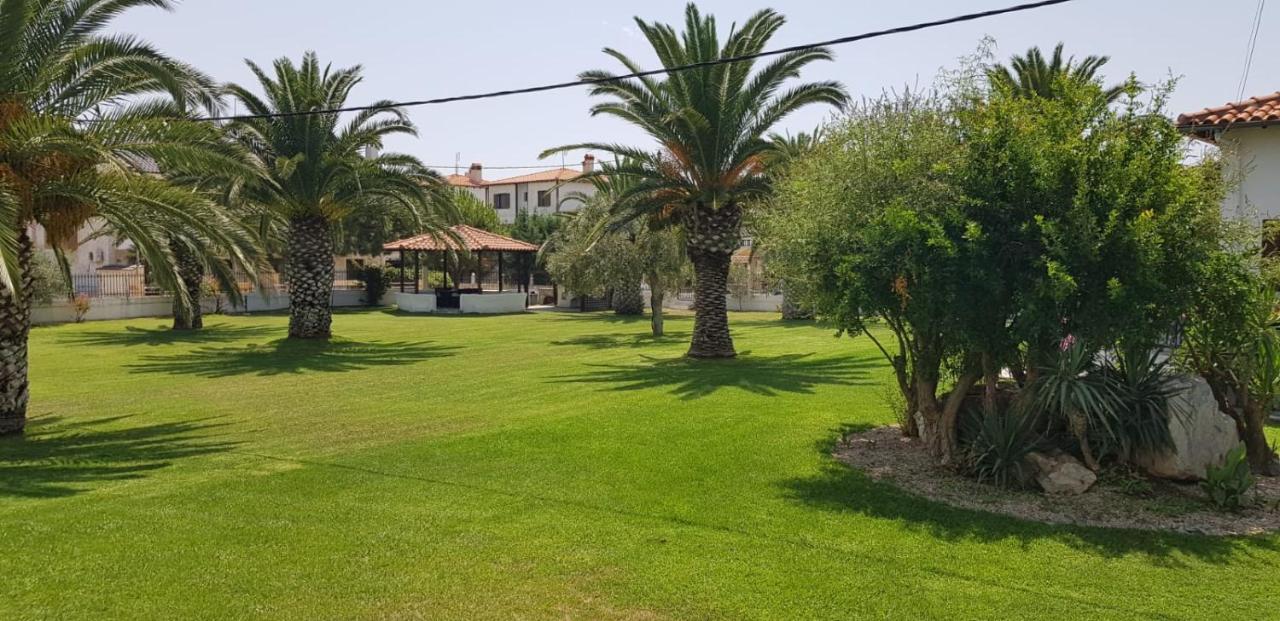 Molino Villa นิกิติ ภายนอก รูปภาพ